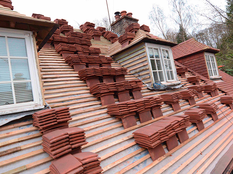 Home-roofing-red-rock-img1